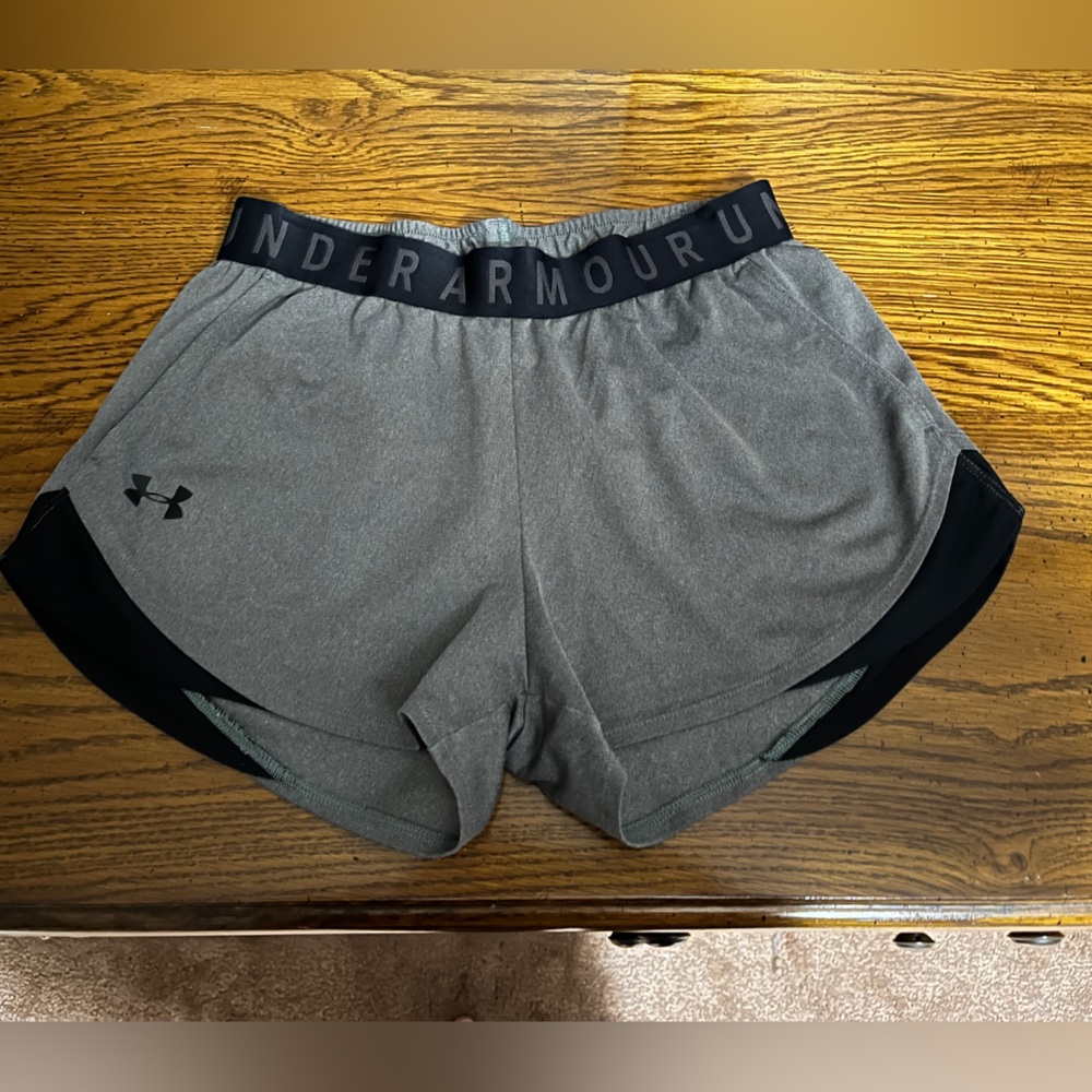 Under Armour shorts, XS